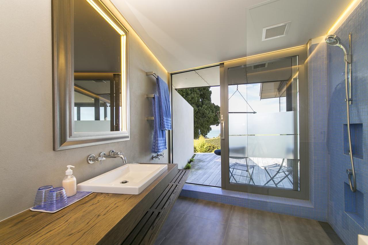 Waiheke Luxury Blue And Green Rooms Ostend Экстерьер фото